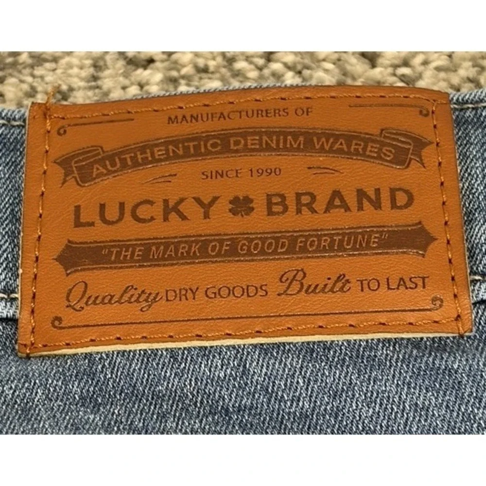 Lucky Brand 223 Straight 5-Pocket Stretch Denim Jeans. Medium Wash, Men's 38*x30